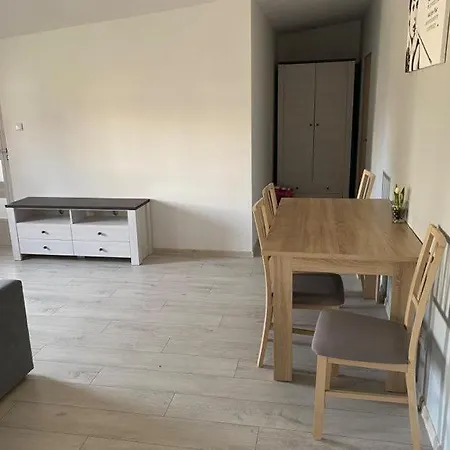 Appartement W Malowniczej Sosnowce