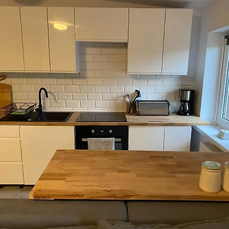 Appartement W Malowniczej Sosnowce