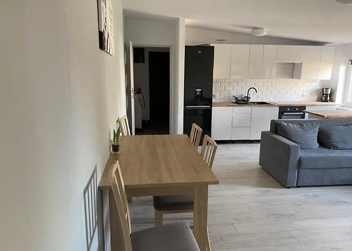 W Malowniczej Sosnowce